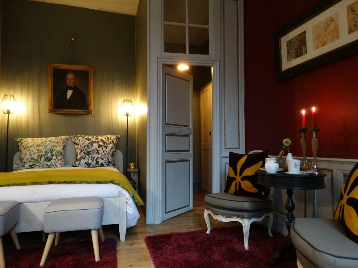 Hotel Particulier "Le Clos De La Croix" Байо Номер фото